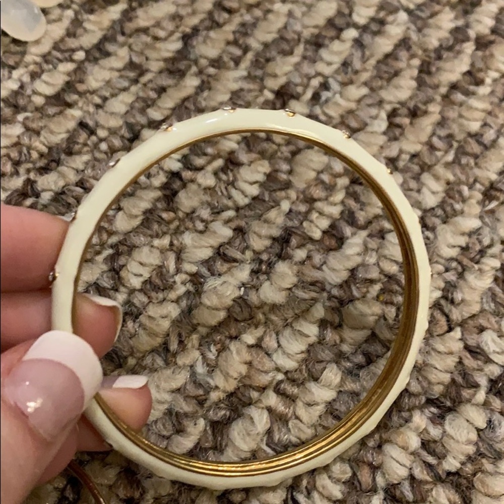 White and gold bracelet bangle
